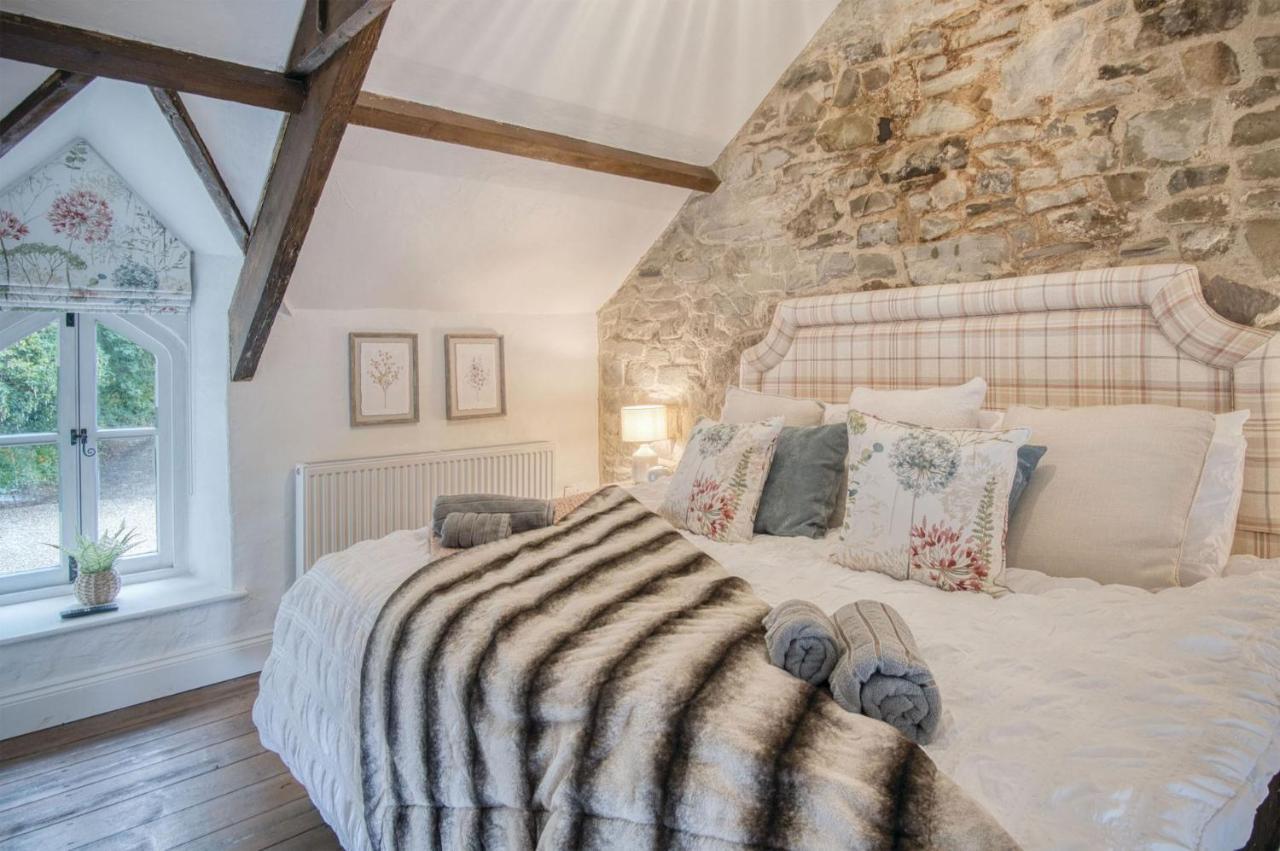 The Lodge - 2 Bedroom Cottage - Princes Gate Ludchurch Buitenkant foto