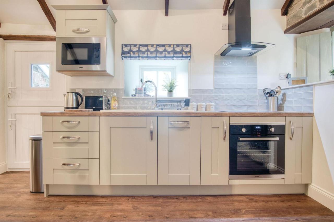 The Lodge - 2 Bedroom Cottage - Princes Gate Ludchurch Buitenkant foto