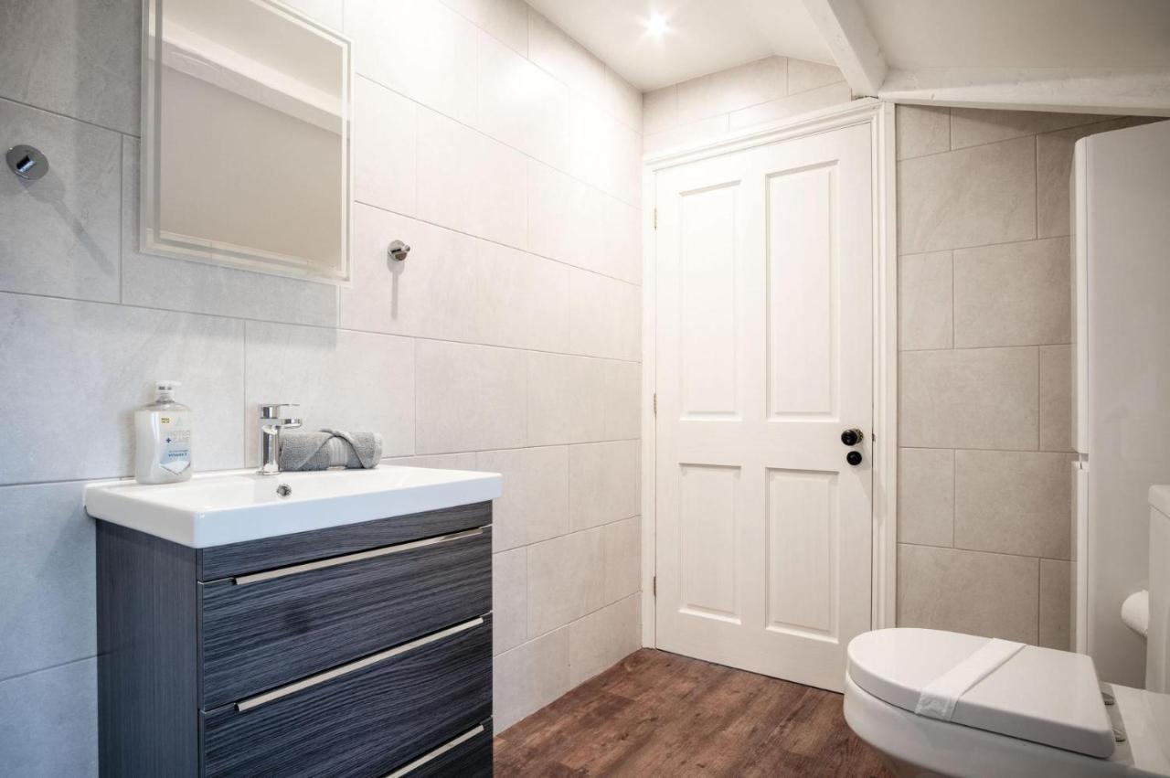The Lodge - 2 Bedroom Cottage - Princes Gate Ludchurch Buitenkant foto