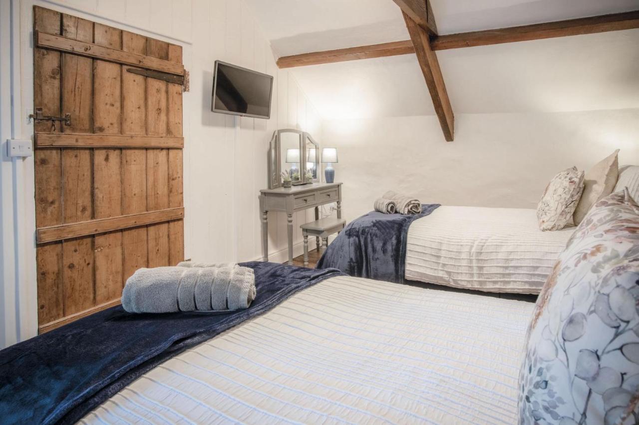 The Lodge - 2 Bedroom Cottage - Princes Gate Ludchurch Buitenkant foto